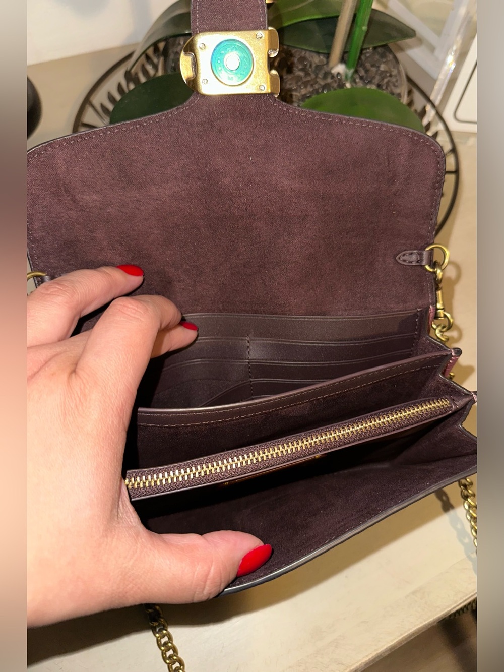 Coach 4792 Tabby Chain Clutch wine - Picture 3 of 4